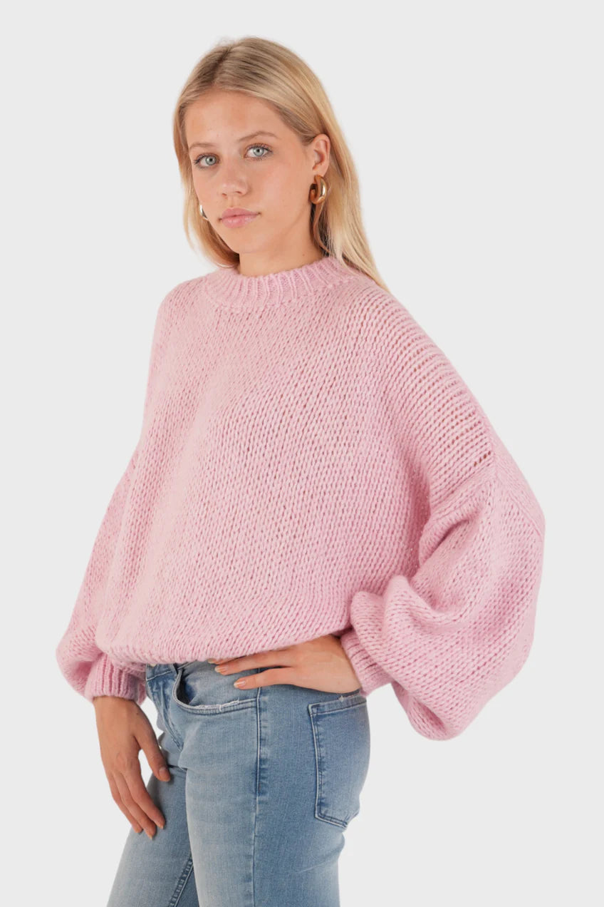 Pull "Gardez-moi au chaud" rose bébé